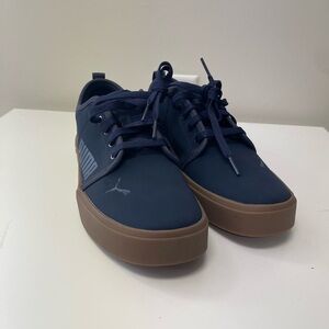 Puma Navy Blue Canvas Sneakers with Gum Sole Size 8.5